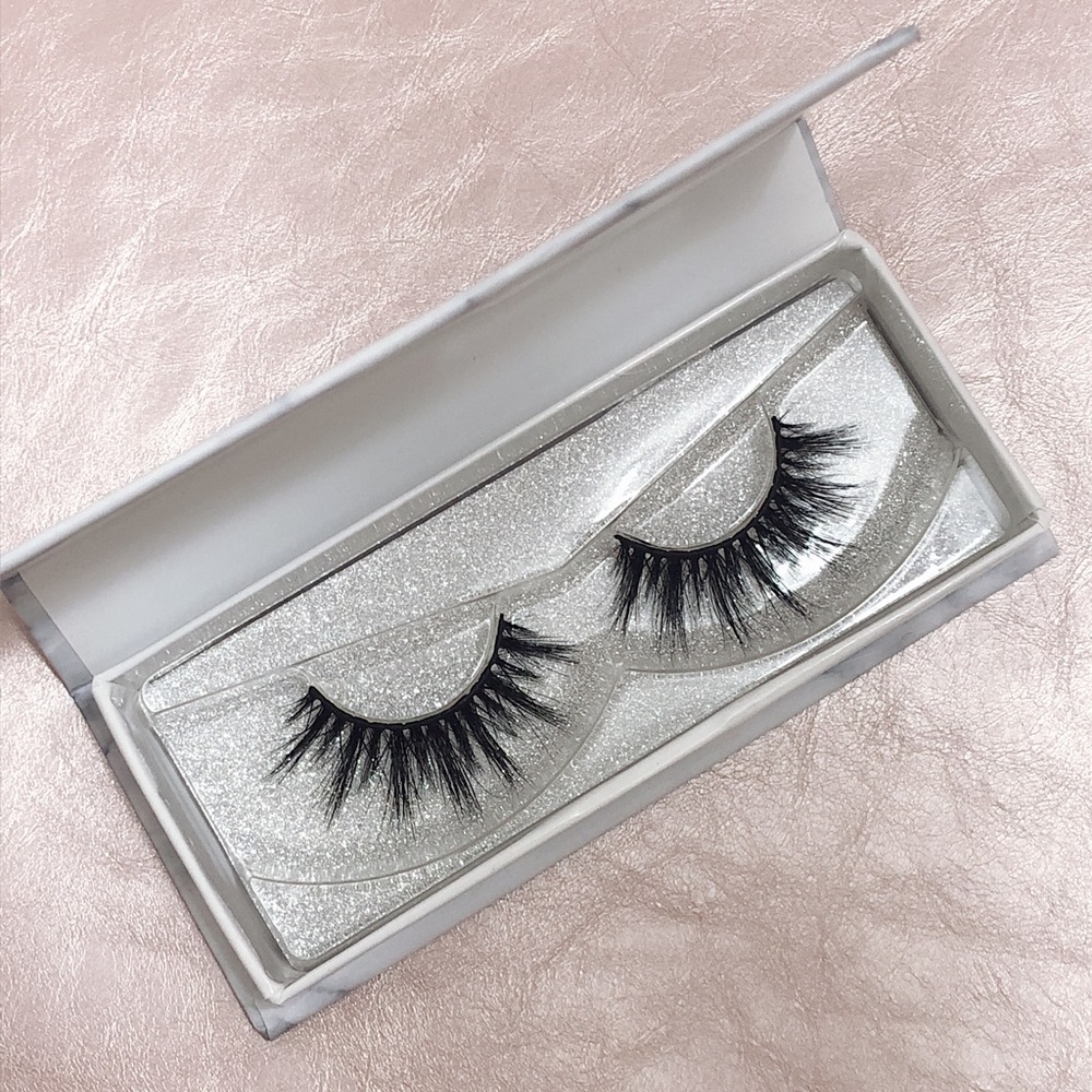 Mink false lashes